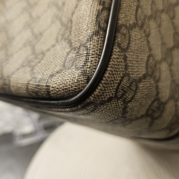 👜 Gucci GG Supreme Boston Satchel - Picture 7 of 15